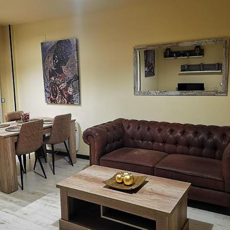 Apartamento Ales II Аренас де Сан Педро Екстериор снимка