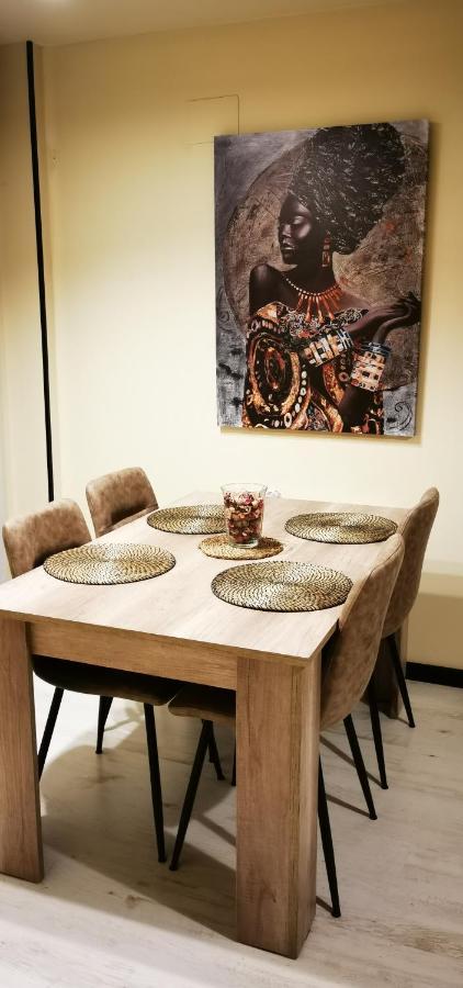 Apartamento Ales II Аренас де Сан Педро Екстериор снимка