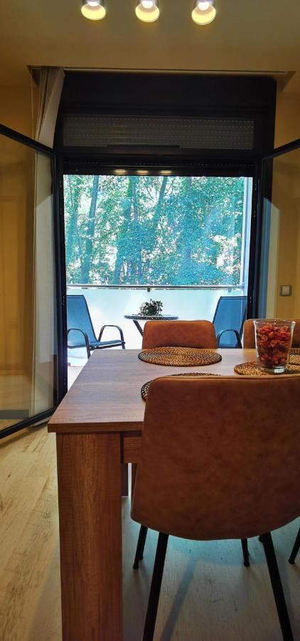 Apartamento Ales II Аренас де Сан Педро Екстериор снимка