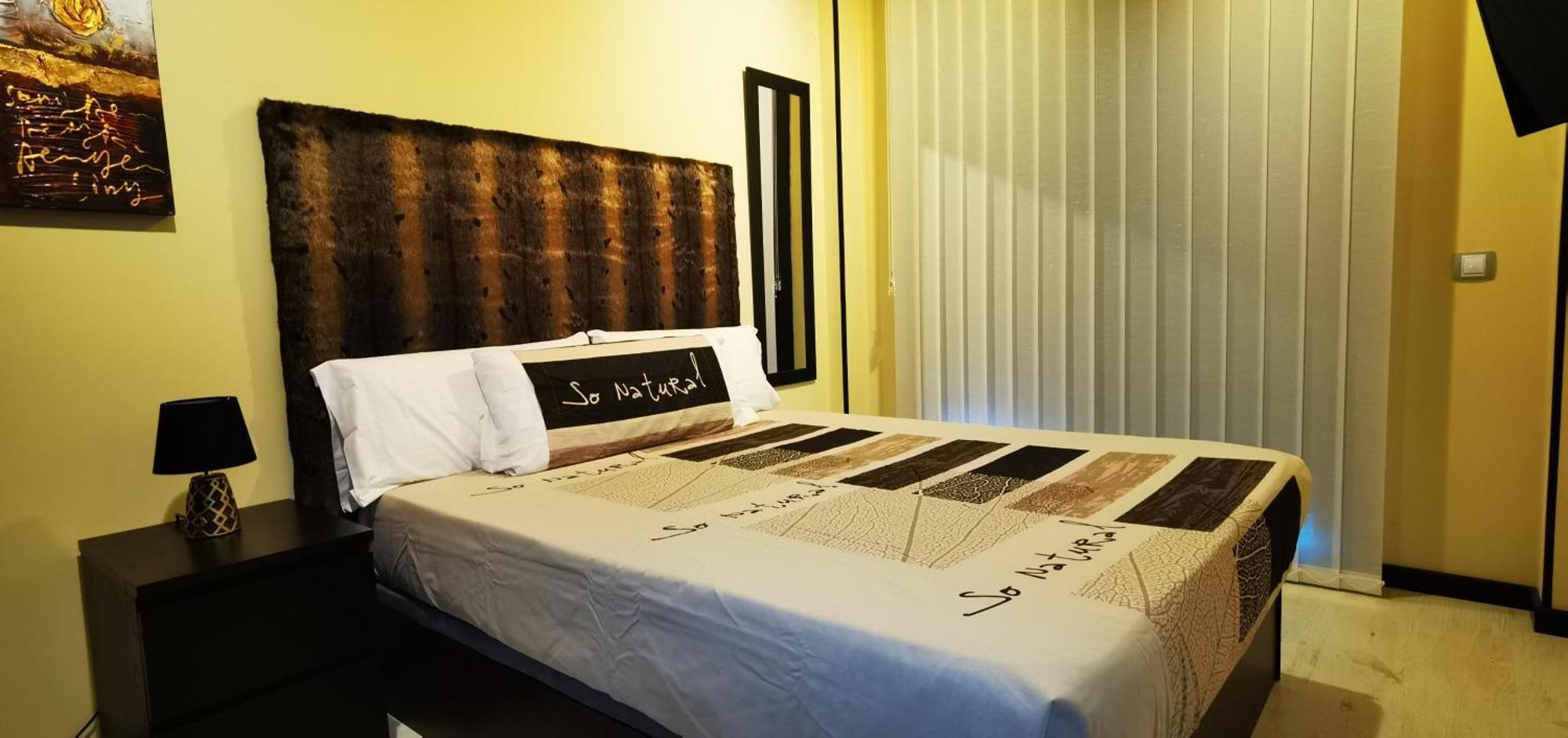 Apartamento Ales II Аренас де Сан Педро Екстериор снимка