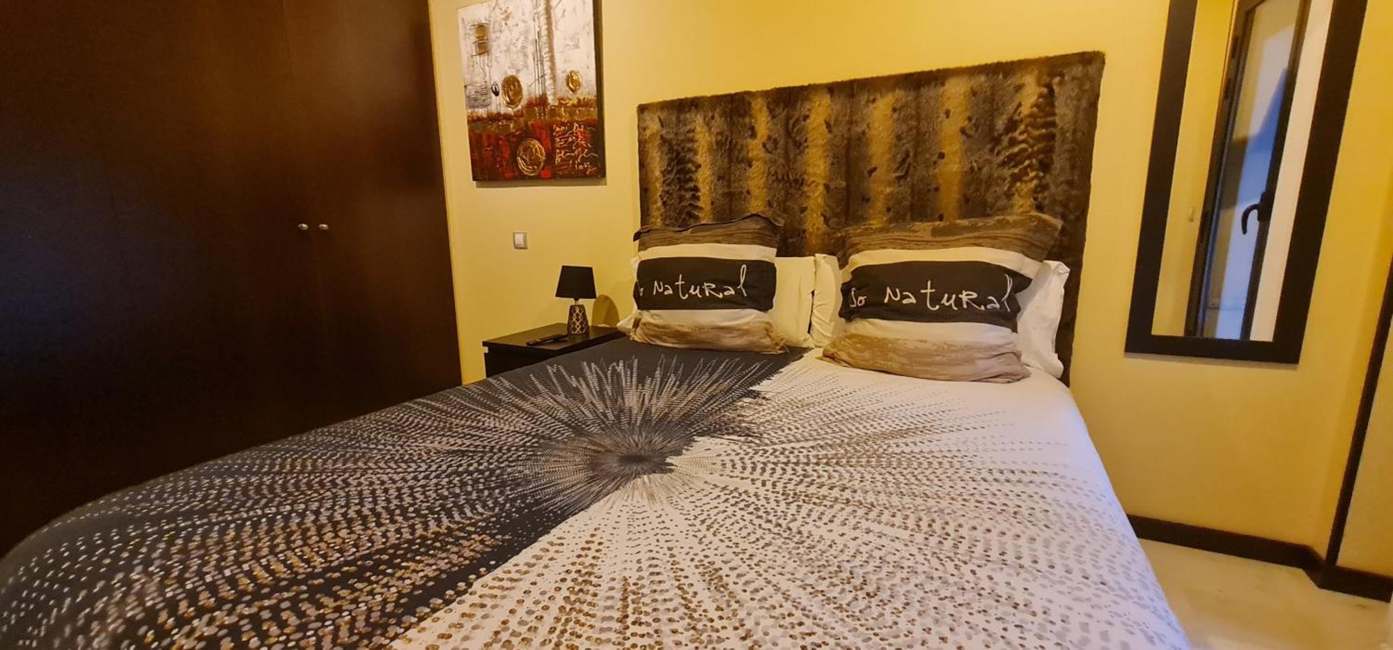 Apartamento Ales II Аренас де Сан Педро Екстериор снимка
